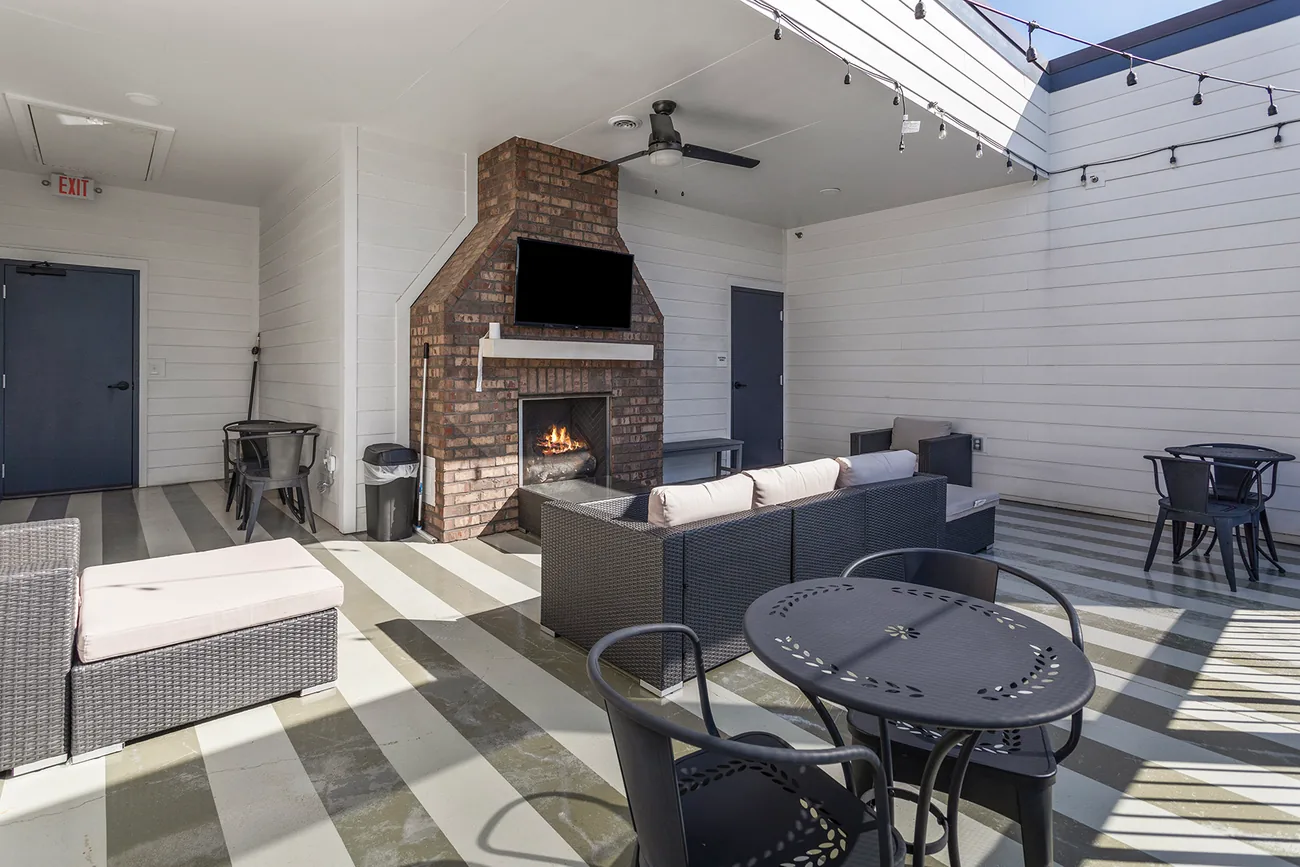 764 Memorial Drive gallery image 14