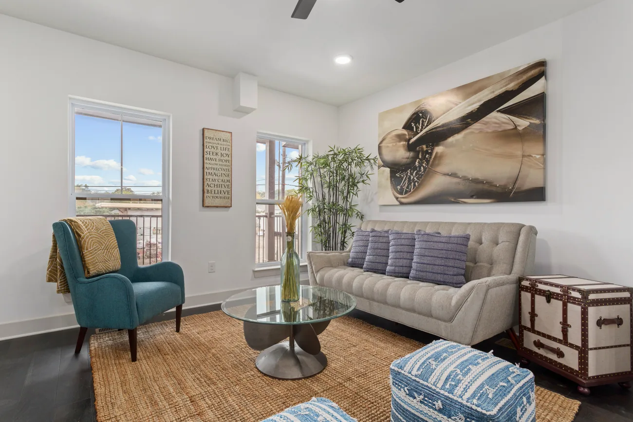 764 Memorial Drive gallery image 49