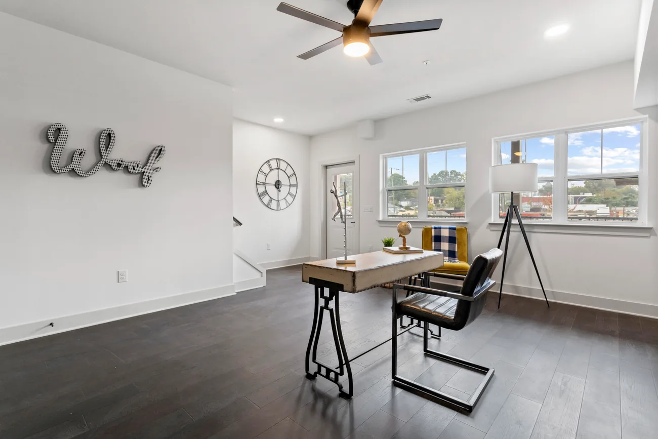 764 Memorial Drive gallery image 27