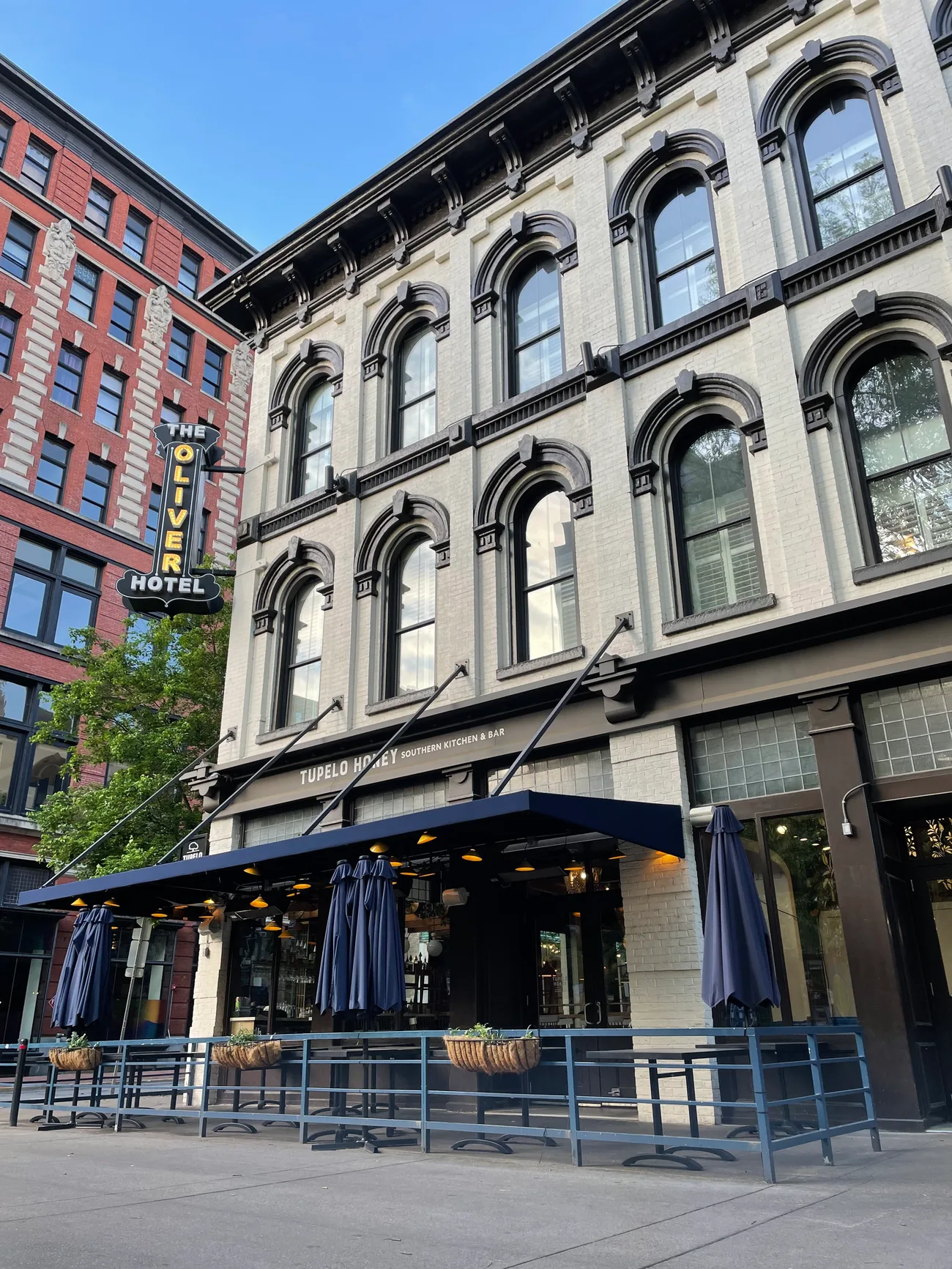 The Oliver Hotel gallery image 6